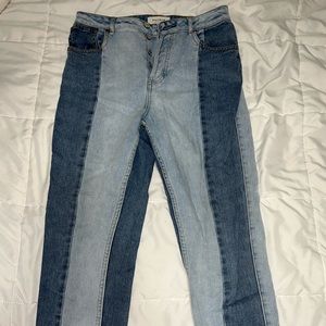 PacSun Mom Jeans (SIZE 28)